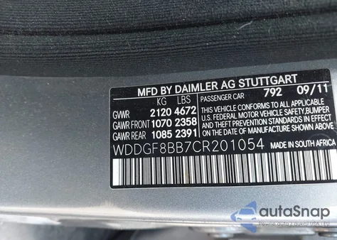 2012 Mercedes-Benz C 300 Luxury 4Matic/Sport 4Matic z USA, uszkodzony, nr VIN WDDGF8BB7CR201054